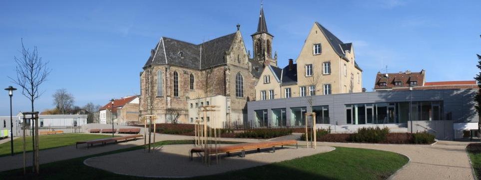Panorama Kirche, Pfarrheim und Park St. Eligius