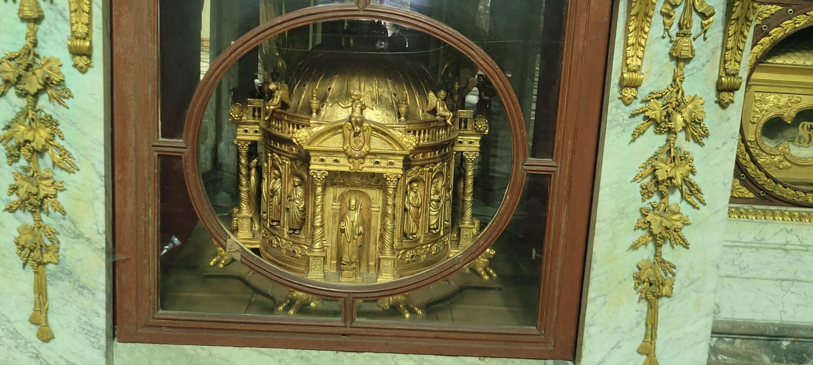 Goldenes Reliquiar des Hl. Eligius